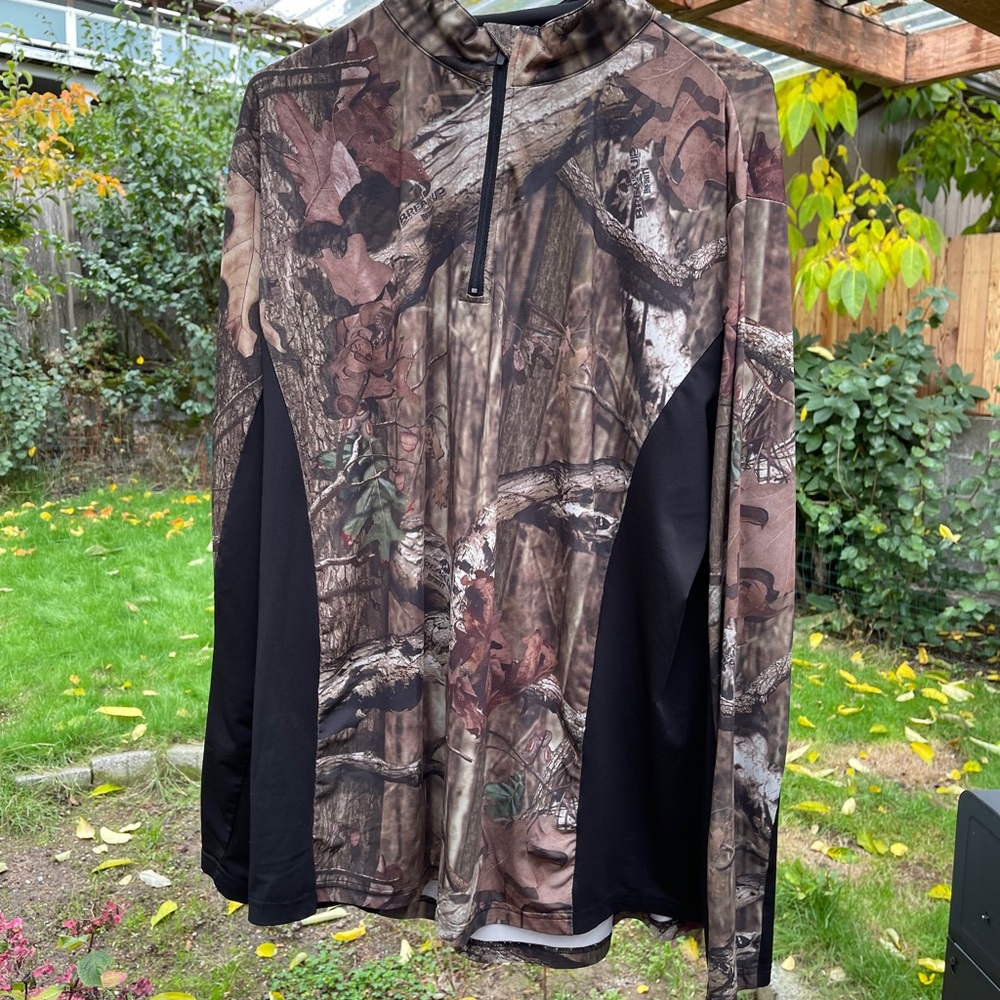Mossy oak breakup 1/4 zip pull over